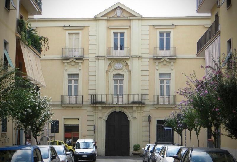 Vanvitelli Apartments Caserta Exterior foto
